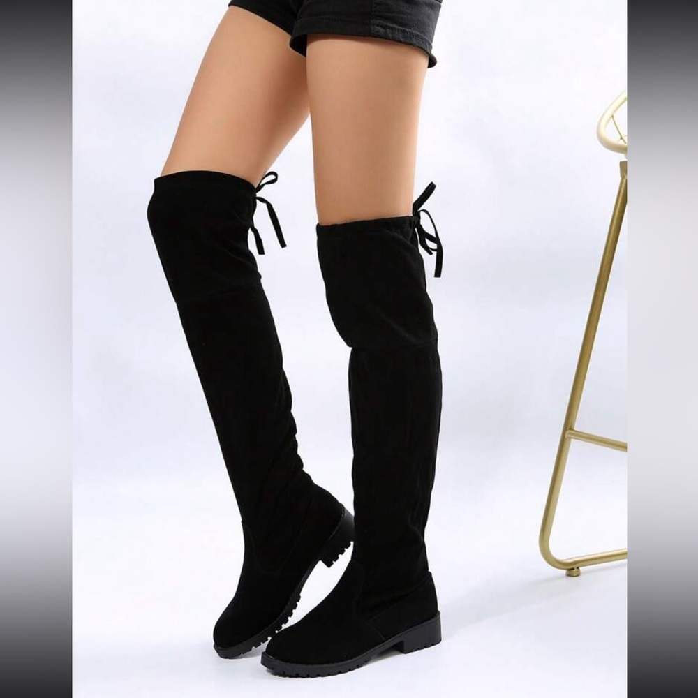 SHEIN Black faux suede Winter knee high boots Size 8